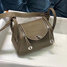 琳迪包2023春夏新款枕頭包時尚潮流單肩斜跨手提生包 歷史價格詳細信息