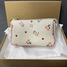 2024新款原標 LOE 新款Goya手袋徽標LOGO壓紋小方包單肩斜挎包女熱銷 明星大牌同款包包 歷史價格詳細信息