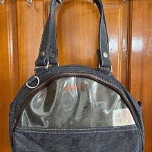 ESPRIT側背包，軍綠色防水材質 歷史價格詳細信息