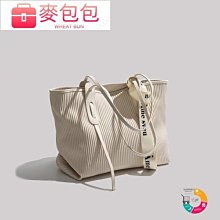 冬季小眾包包女2022新款時尚高級感女包休閒單肩包洋派百搭斜挎包 歷史價格詳細信息