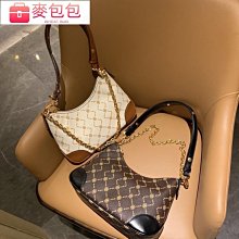 Mi*～新款軟頂棒球帽 日常通勤搭配的加分神器 經典素色帽型非常百搭 可調節的設計對各種頭型都友好 歷史價格詳細信息