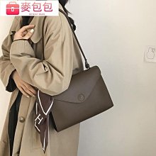 大容量包包秋冬新款網紅復古公文包女小眾設計單肩斜挎大包-潮流前線 歷史價格詳細信息