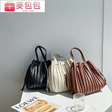 【褶皺水桶側背包/斜背包】已斷。好貨!!獨家珍藏款???? ☆優月皺褶專賣三宅一生風◇泰國包包☆摺衣‧褶衣‧折衣‧褶皺MEPP。獨家不退 歷史價格詳細信息