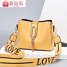 工廠直營店 包包女 新款潮韓版百搭手提女包寬肩帶單肩斜挎水桶包女-悅享樂購滿599免運 歷史價格詳細信息