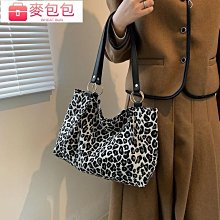 豹紋包包 斜背包 2024新款ins可愛粉色豹紋斜跨包包女秋冬羊羔毛個性時髦單肩包-李李 韓國女裝 歷史價格詳細信息