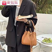 新款時尚小包包女單肩ins軟皮水桶包復古百搭斜挎迷你包 包潮-李李 韓國女裝 歷史價格詳細信息