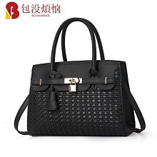 時尚大師聖羅蘭DVD 經典品牌YSL一代時尚大師 Yves Saint Laure 台灣正版全新110/9/3發行 歷史價格詳細信息