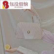 冬季小眾包包女2022新款時尚高級感女包休閒單肩包洋派百搭斜挎包 歷史價格詳細信息