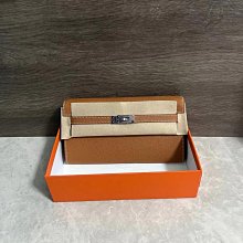 金棕色也好看，洋氣的Loro piana L19 extra pocket  19×11×6.5cm 歷史價格詳細信息