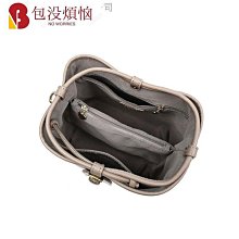 2023新款奢侈品女包真皮單肩斜揹包高級感小圓包送老婆送禮物限定 歷史價格詳細信息