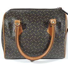 二手背包 九成新 材質厚實但不重 請細看照片 含店到店運費 歷史價格詳細信息