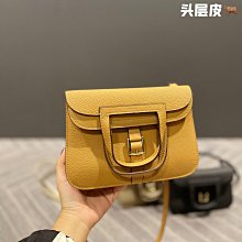 外貿新款原單草編 Dior菜籃子包 手提包單肩包 時髦單品 爆火的菜籃子『魅足時尚』 歷史價格詳細信息