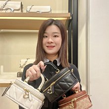 【一品香包】小金柱來襲 時尚單肩包斜挎包 新款調節扣搭配雕花菱格CC扣有一種復古美 歷史價格詳細信息