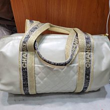9成新  香檳色西裝 雙排釦 購於秋山@洋服 褲子腰圍78cm 褲長 106 還有6cm可放 歷史價格詳細信息