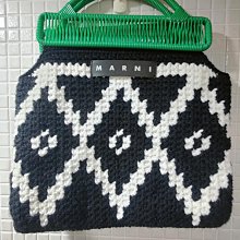 Marni  駝色七分袖針外套   原購價  31000    優惠價  12000 歷史價格詳細信息