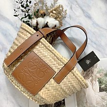 Loewe 草編大號 藍色 歷史價格詳細信息