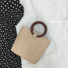 【現貨】草編包包 斜背包 手提包 度假風 新款夏季草編洋氣女包 韓版時尚甜美手提編織包 休閒簡約百搭沙灘包 歷史價格詳細信息