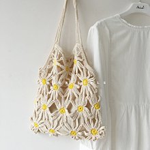 現貨：/小雛菊腮紅花漾05裸色陽光08 18 01 02 07 13  20 歷史價格詳細信息