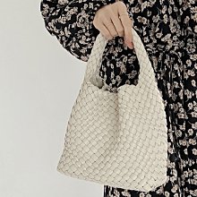 現貨 手提包斜挎包女包編織包休閑包包2022新款潮ins氣質草編包休閑包正品促銷 歷史價格詳細信息