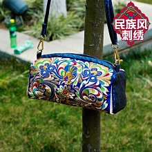 斜挎~特價包女2022新款可愛豎款刺繡手提小包包時尚百搭零錢網紅袋~特價 歷史價格詳細信息