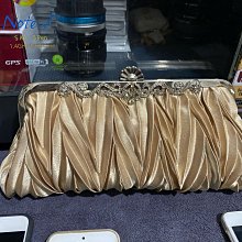 晚宴手拿包 ST.JOHN 銀灰色蝴蝶結造型 優雅氣質 手提包 女包包 內口袋 輕巧好拿 全新 歷史價格詳細信息