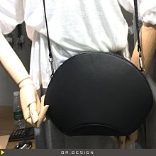 ►DR.DESIGN│DR34289-小眾 尼龍布 抽繩兩用 側背/後背包 大容量輕便肩包 柔軟夾棉手提包 軍綠/米白/灰/黑 歷史價格詳細信息