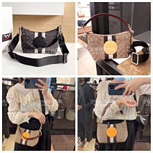 空姐代購 COACH 彩虹漸變色 獨角獸掛件 鑰匙扣 羽毛掛飾 鑰匙圈 款式精美男女通用 搭配任何包包都超美 必備單品 歷史價格詳細信息