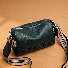 【熱賣精選】2021日常通勤大容量菱格帆布包單肩包 購物袋托特包手提帆布大包女19891 歷史價格詳細信息