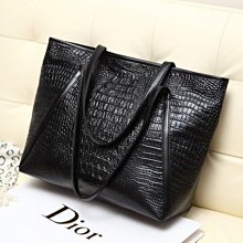 【熱賣精選】韓版新款鋯石羽毛胸針輕奢氣質時尚潮男女士西裝領針服飾配飾別針 歷史價格詳細信息