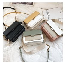 【熱賣精選】側背包中國風真皮牛皮小包包女2021時尚單肩包軟皮復古女包印花媽媽包13137 歷史價格詳細信息