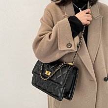 【熱賣精選】新款奔馳E級W213改裝E260LE300LE350L改邁巴赫車標 后尾標正品 歷史價格詳細信息