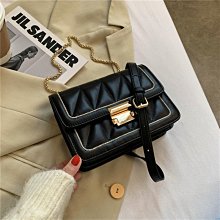 【熱賣精選】高級質感單肩斜跨包A0503 小包包女2023新流行高級質感時尚斜背包網紅爆復古馬鞍包 歷史價格詳細信息