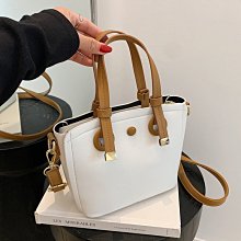 【熱賣精選】 小包包女包2021新款質感單肩斜挎包手提鎖扣少女感時尚洋氣小方包31824 歷史價格詳細信息