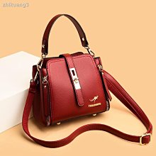 2021新款韓國小眾設計雲朵褶皺包腰包女潮ins夏斜挎饅頭包夾子包 歷史價格詳細信息