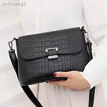 【熱賣精選】女生精品包包包包女包2021新款時尚潮女士撞色軟面大容量簡約中老年單肩斜斜包10298 歷史價格詳細信息