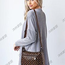 中年軟皮多層拉鏈小方包女士斜背包 優雅大容量女斜挎包 洋氣時尚多口袋女包包 潮流韓版女生單肩包 百搭女士側背包 歷史價格詳細信息