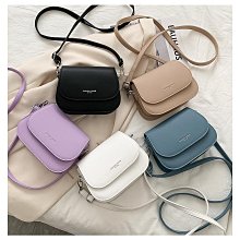 包包女 側背包 小方包 時尚百搭可愛毛毛絨單肩斜挎小包包女2024新款網紅學生鏈條潮韓版-潮流前線 歷史價格詳細信息