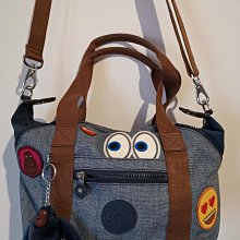 ☆kipling 牛仔藍撞色復古紅手提束口包手提大方包 環保托特包多功能隨身收納手提袋 購物袋 全新出售☆ 歷史價格詳細信息