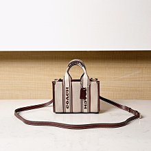 Connie代購#香魚子紋小牛皮雙肩包 慵懶隨性菱格紋小巧後背包15*20cm 歷史價格詳細信息