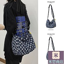 帆布腰包女2023新款時尚斜挎包輕便運動小包包牛津布休閒手機胸包 歷史價格詳細信息