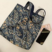 LeSportsac美國紐約品牌動物叢林圖騰多隔層肩背手提兩用梯形包/水餃包 尼龍 降落傘布 二手 專櫃 正品 輕量 限定 動物森林系設計款 實用 直購 現貨 歷史價格詳細信息