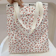 Lesportsac 粉色花朵圖案手提/側肩尼龍包,底寬度:33*14cm,高度:27cm,使用痕跡如圖,降價大出清 歷史價格詳細信息