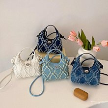 韓國小眾菱格後背包 女版2024新款包包 潮酷銀色時尚 鏈條小背包 百搭出遊旅行包 ins風休閒上課書包 網紅後背包-陽光優選 歷史價格詳細信息