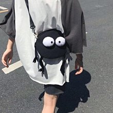 搞怪醜萌小包包 女2024新款包包 卡通可愛塗鴉小方包 純色簡約單肩斜挎包-李李 韓國女裝 歷史價格詳細信息