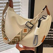 斜挎小包包女休閒百搭通勤包鏈條手拎包2023新款高級感秋冬單肩包 歷史價格詳細信息