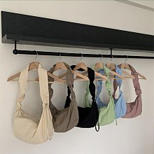 韓版褶皺尼龍小方包女簡約休閒PU單肩斜挎小包雙層拉鏈手機包女 歷史價格詳細信息