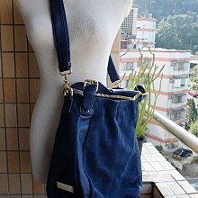 近新 日本品牌 MAYSON GREY 優雅布料 黃玫瑰深藍色碎花裙 花柄及膝裙 歷史價格詳細信息