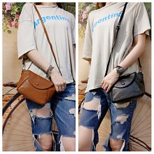 【正韓】韓國油臘小牛皮菱格嬉皮包【真皮】 歷史價格詳細信息