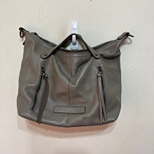 「 二手包 」 真皮掀蓋斜背包（黑）260 歷史價格詳細信息