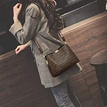 2021新品爆款遇水變色沙灘褲男速幹大碼泳褲溫感變色多色泳衣 歷史價格詳細信息